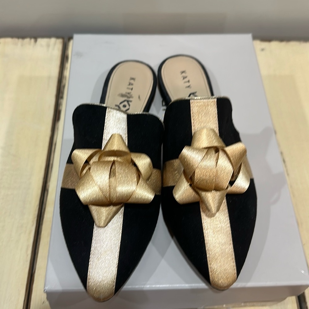 Katy Perry Holiday mules/clogs